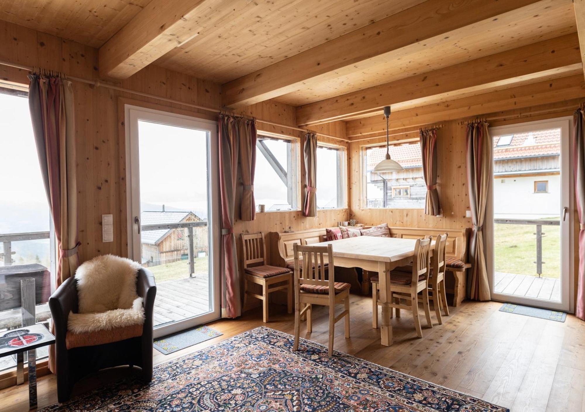 1A Chalet '4 Jahreszeiten' Ski Fahren Und Jacuzzi Mit Aussicht! Bad Sankt Leonhard im Lavanttal Ngoại thất bức ảnh